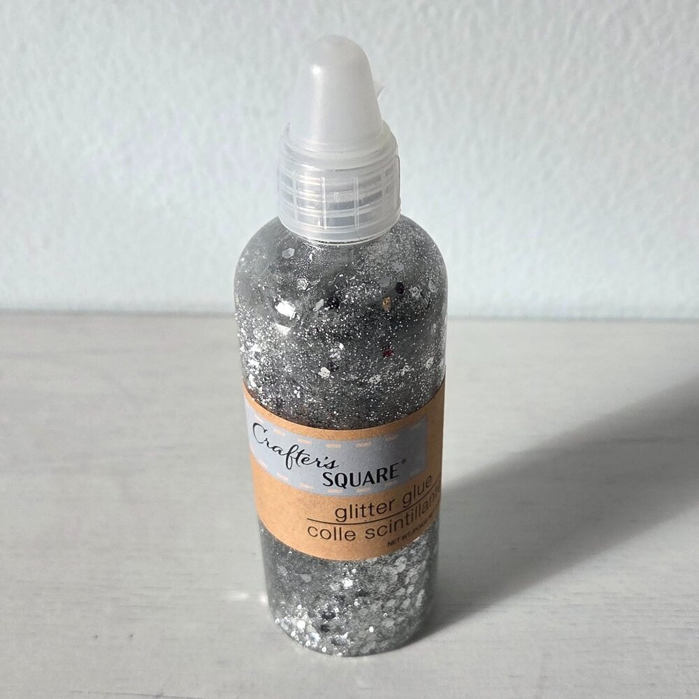 New Crafter's Square Silver Glitter Glue 3.8 fl oz